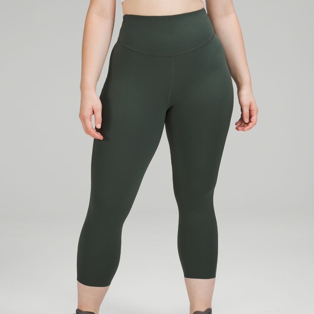Lululemon Base Pace HR Tight 25”